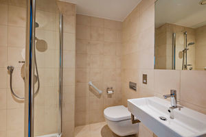 Photo 4- click for photo gallery